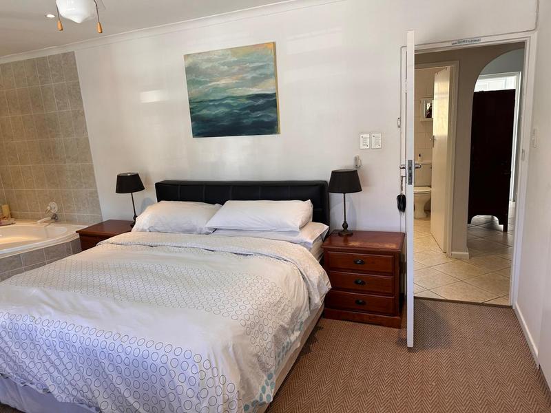 4 Bedroom Property for Sale in Fish Hoek Western Cape